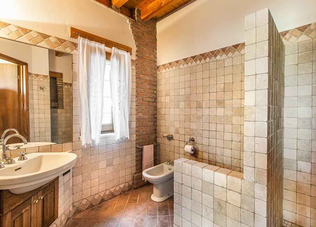 Bed and Breakfast Antico Cascinale Lombardo Lonato del Garda Habitación foto